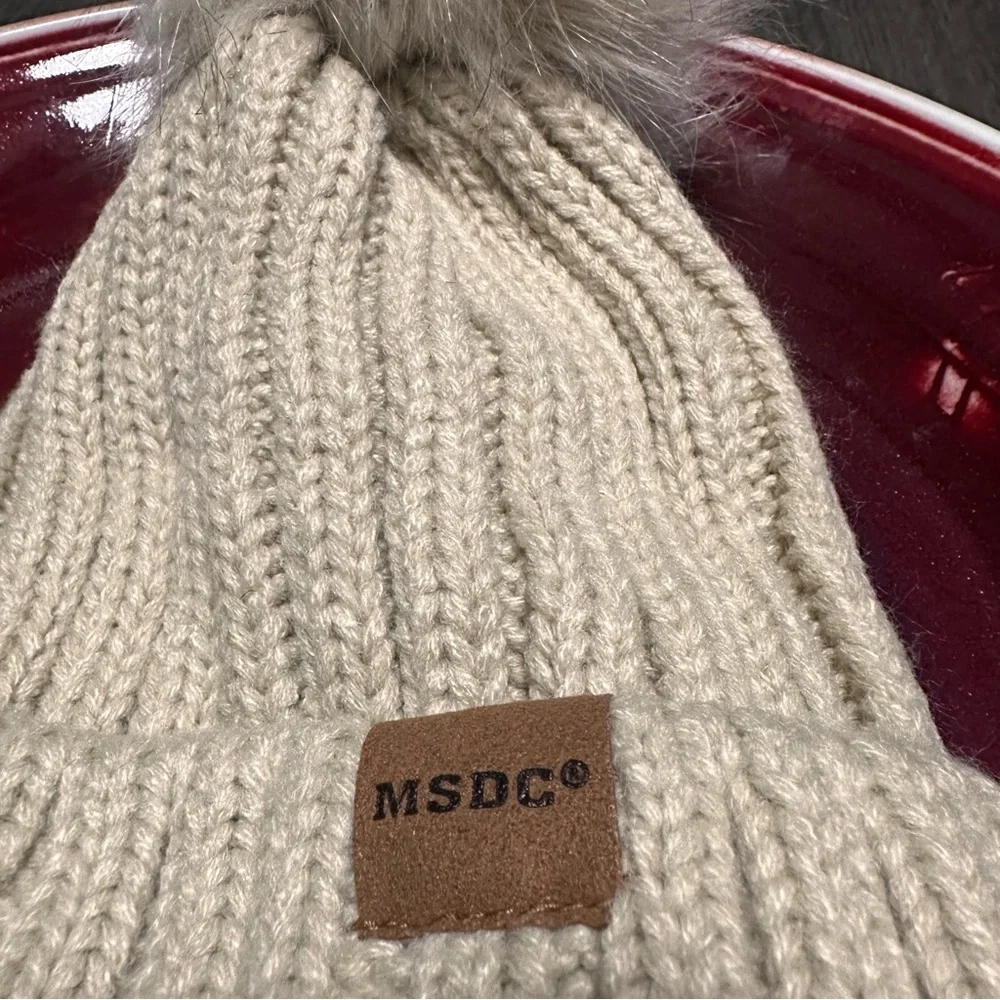 Brand New MSDC‎ Women's Knit Oatmeal Color Beanie featuring a Playful Pom-Pom